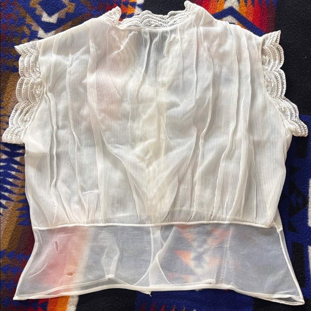 True vintage White Lace Trim Sheer Women's Top - Picture 6 of 7